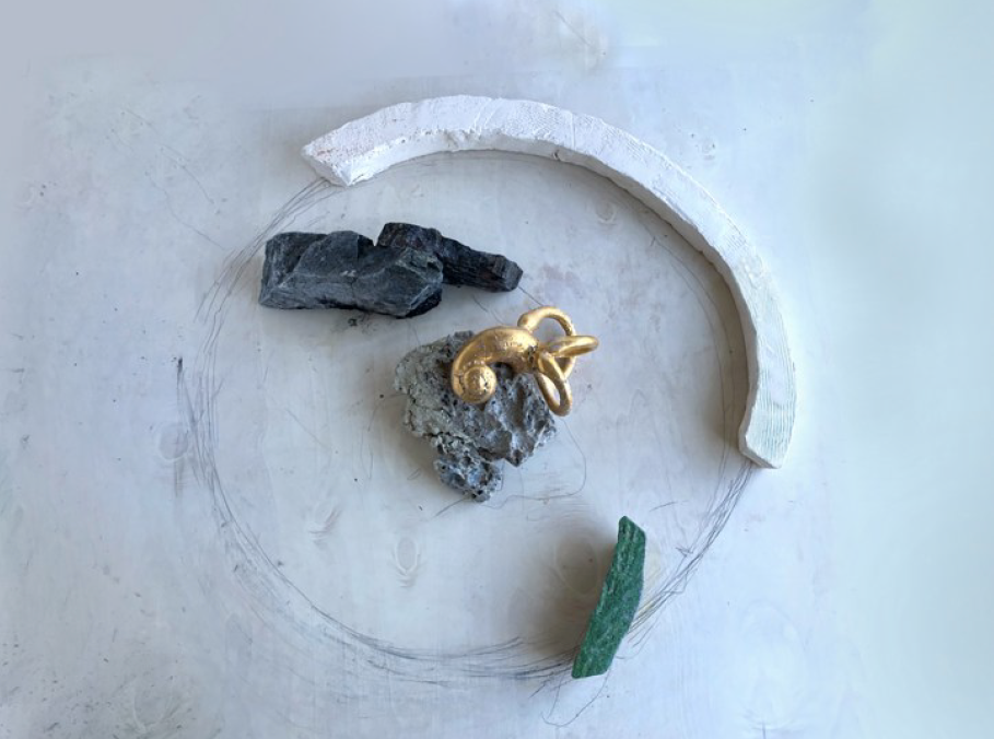 Lyden av hjertebank, forslag til minnesmerke 22. juli