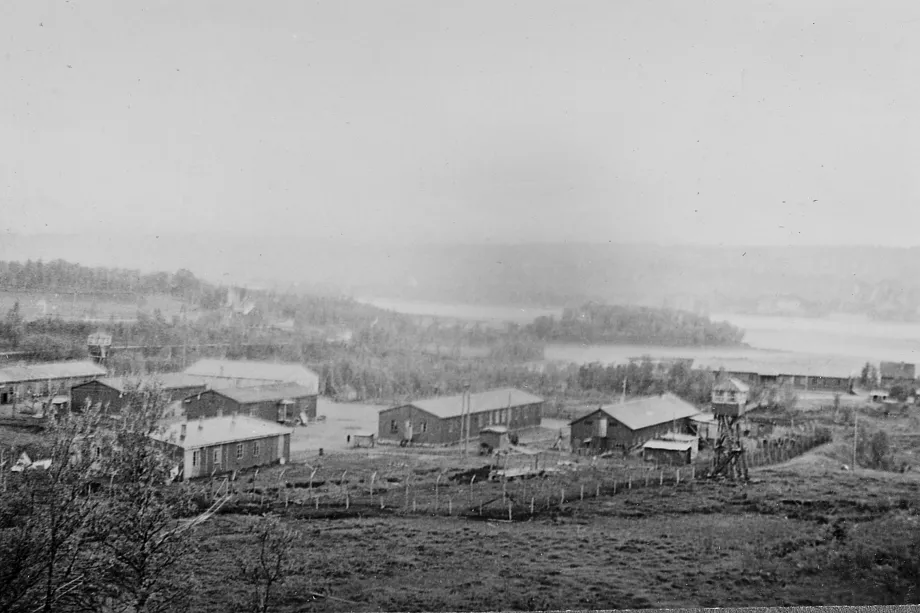 Oversiktsbilde Tromsdalen fangeleir fra 1947
