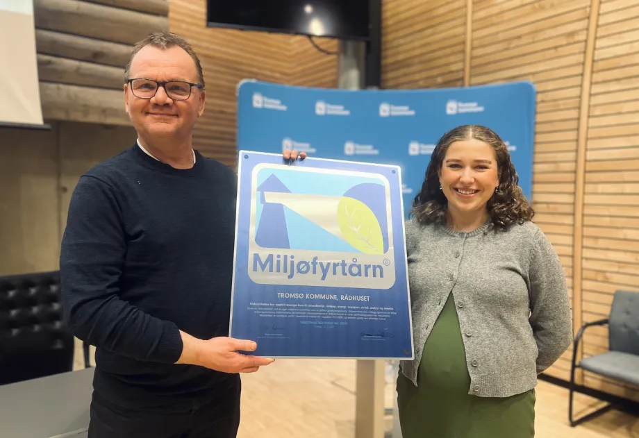 Stig Tore Johnsen og varaordfører Sigrid Bjørnhaug Hammer