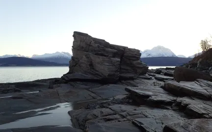 Offerstein i Oldervik