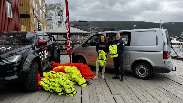 Turbo og redningsselskapet med redningsvester Turbo og redningsselskapet med redningsvester