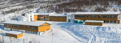 Skjelnan skole vinter